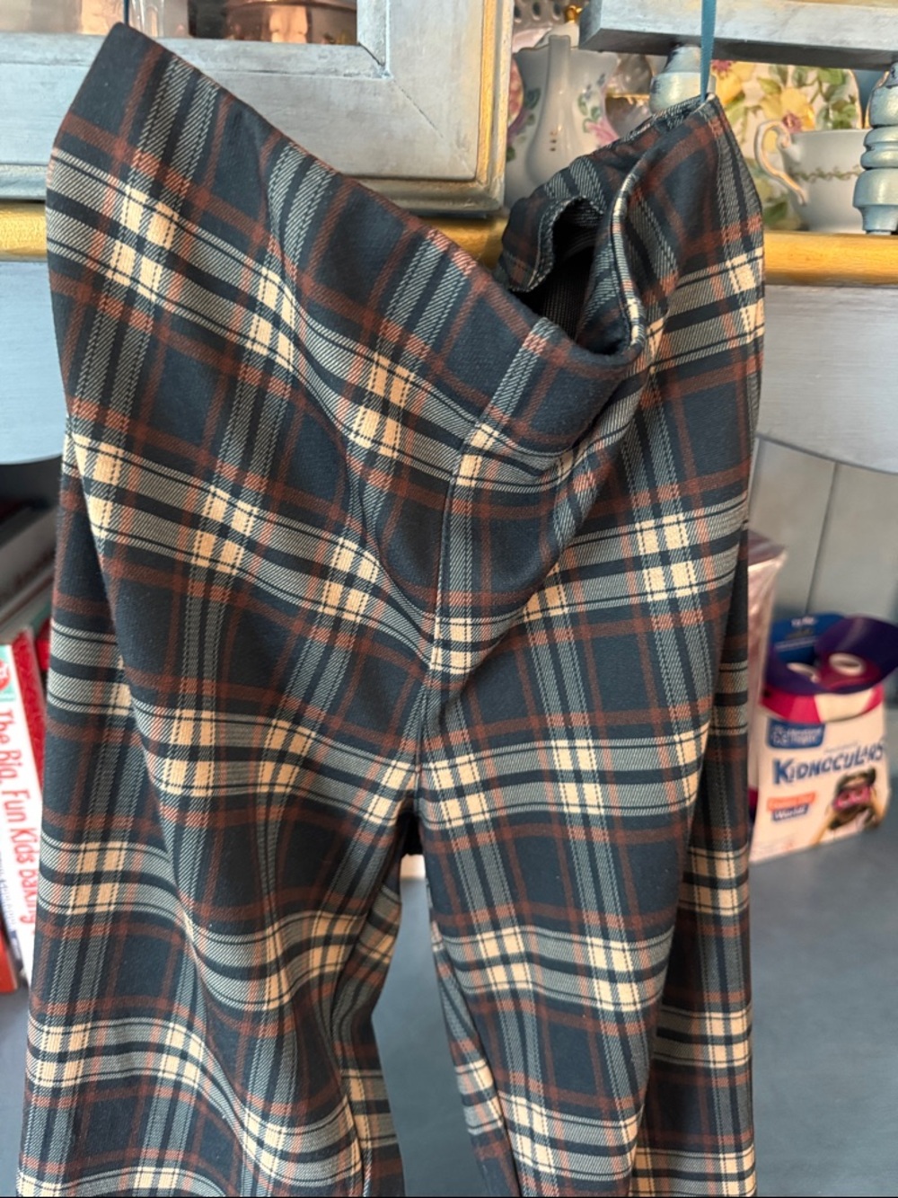 Plaid Wide-Leg Trousers in Dark Green and Cream - Picture 2 of 5